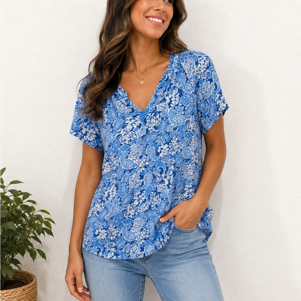 J. Jill Blue Paisley V-Neck Short Sleeve Blouse MT